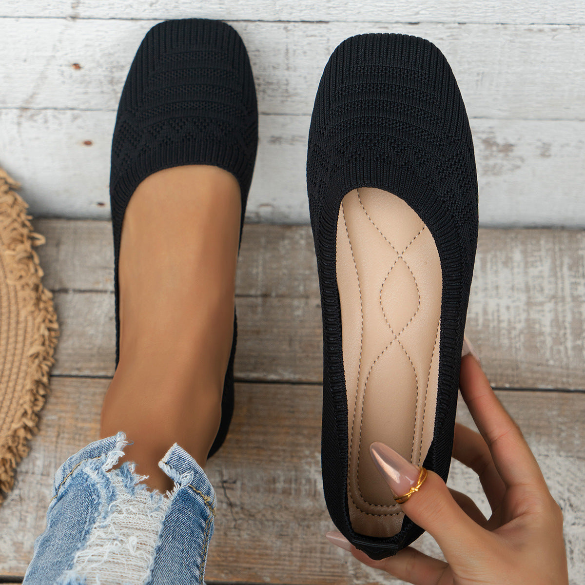 Women’s Knitted Plus Size Flying Woven Breathable One-Pedal Shoes
