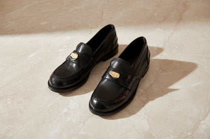 Women's Gold Coin Loafers – British-Style Round Toe Leather Slip-On Flats